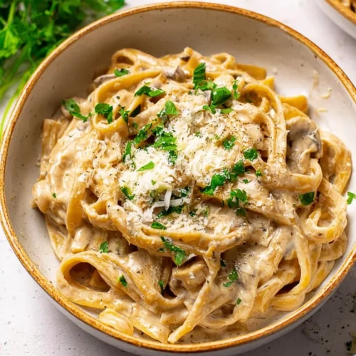 One Pot Creamy Garlic Pasta